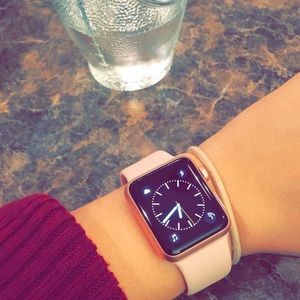 Apple Watch series 3 White Band (Used).